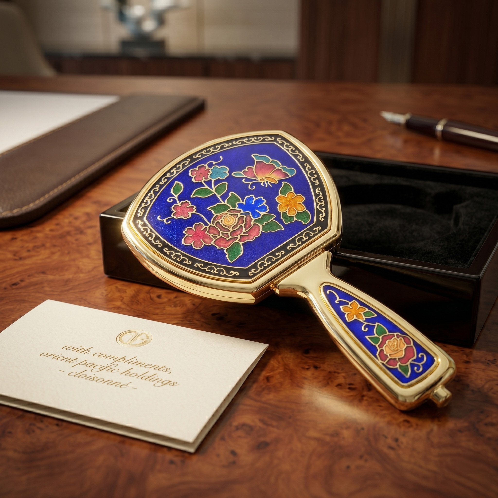 Hard Enamel foldable makeup mirror